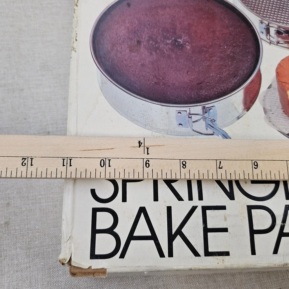 Vintage Springform Bake Pan Set 3 Piece Silver Steel 10 9.5 8.5 Inch Round Cake
